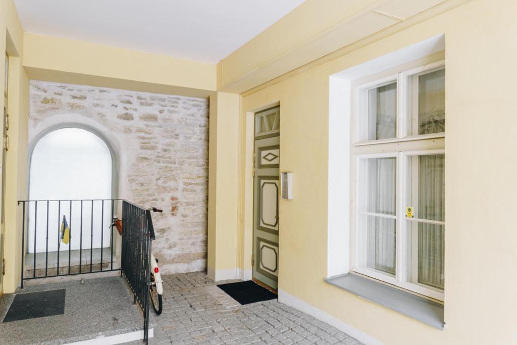 Dream Stay - Art Gallery Family Apartment With 2 Bathrooms Talin Exterior foto