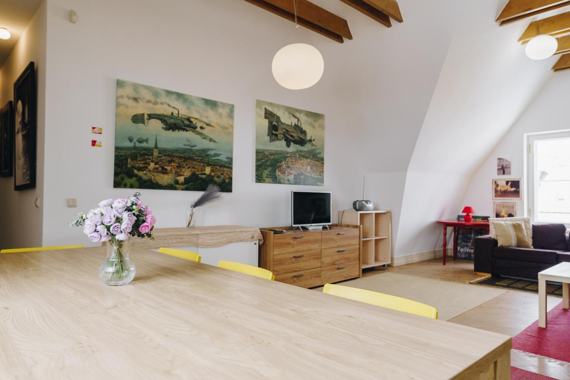 Dream Stay - Art Gallery Family Apartment With 2 Bathrooms Talin Exterior foto